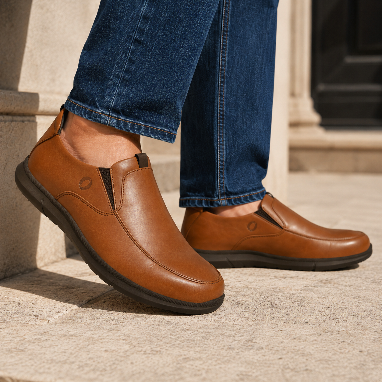 Hunter Leather Zero Gravity Sneakers - The Heels India