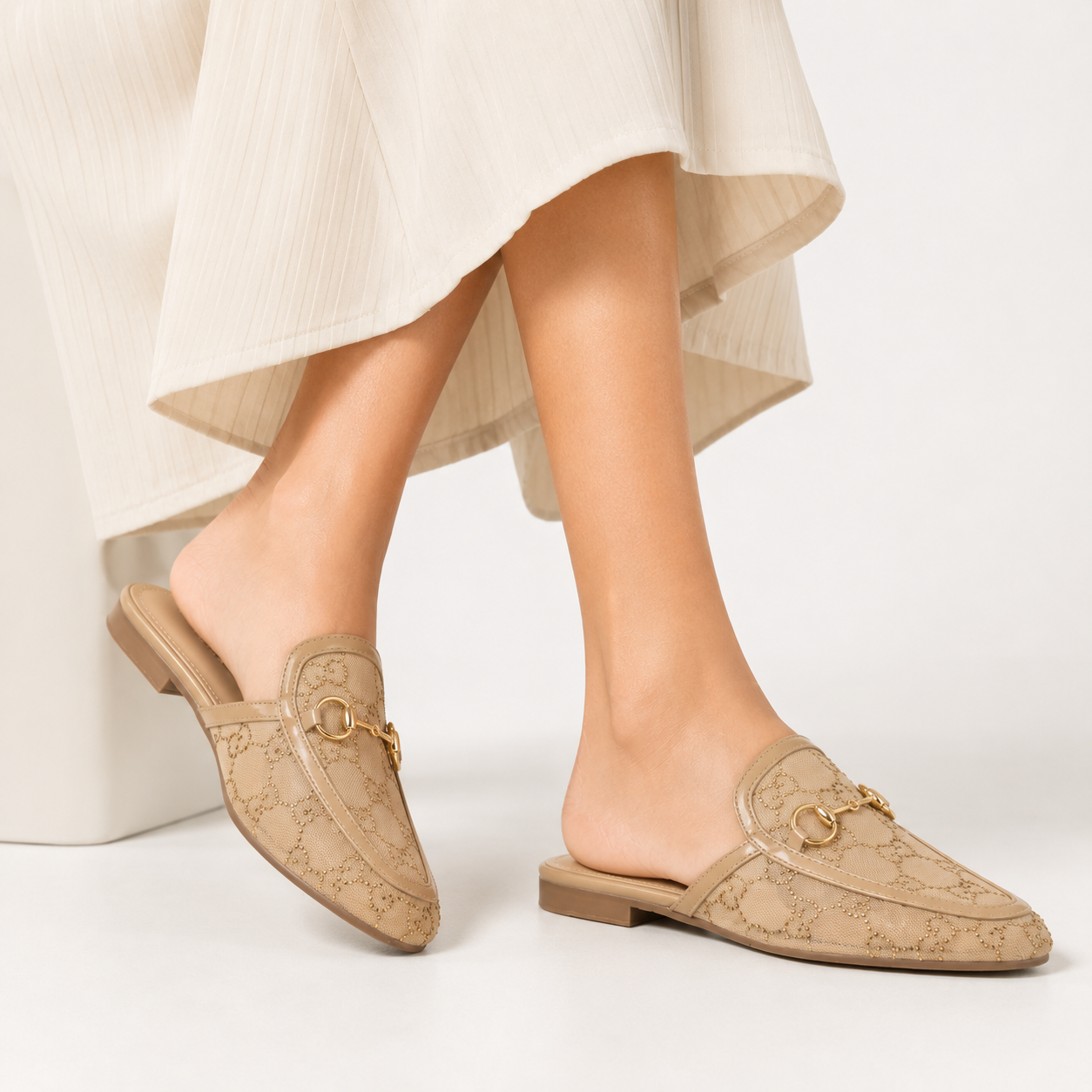 【新品未使用】 Organza Chain Mules 37 herlipto Leto Cushioned Back Open Bling Mesh Mules