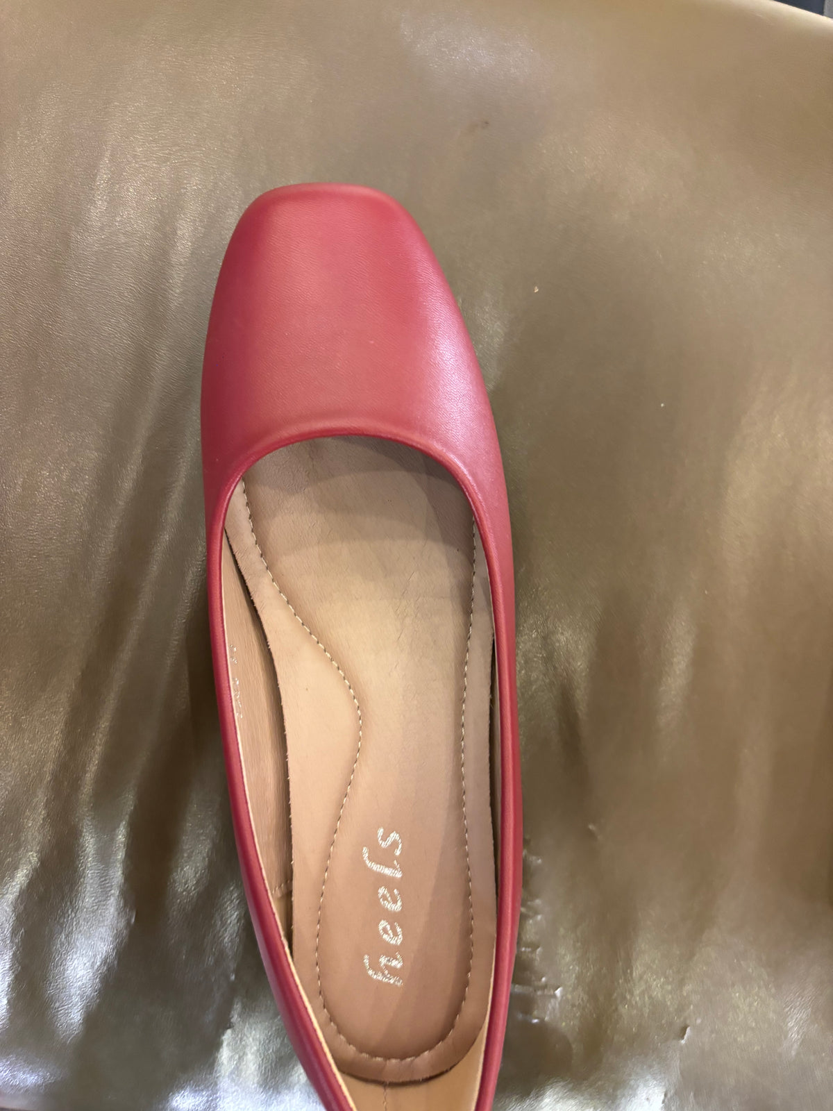 Stella Classic Vegan Ballerinas in Maroon - The Heels India