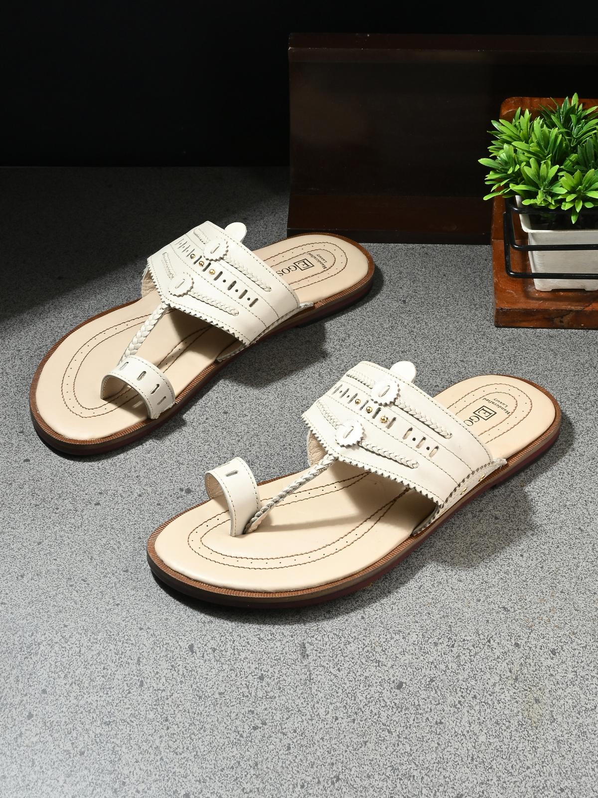 Lorden Leather Kohlapuris