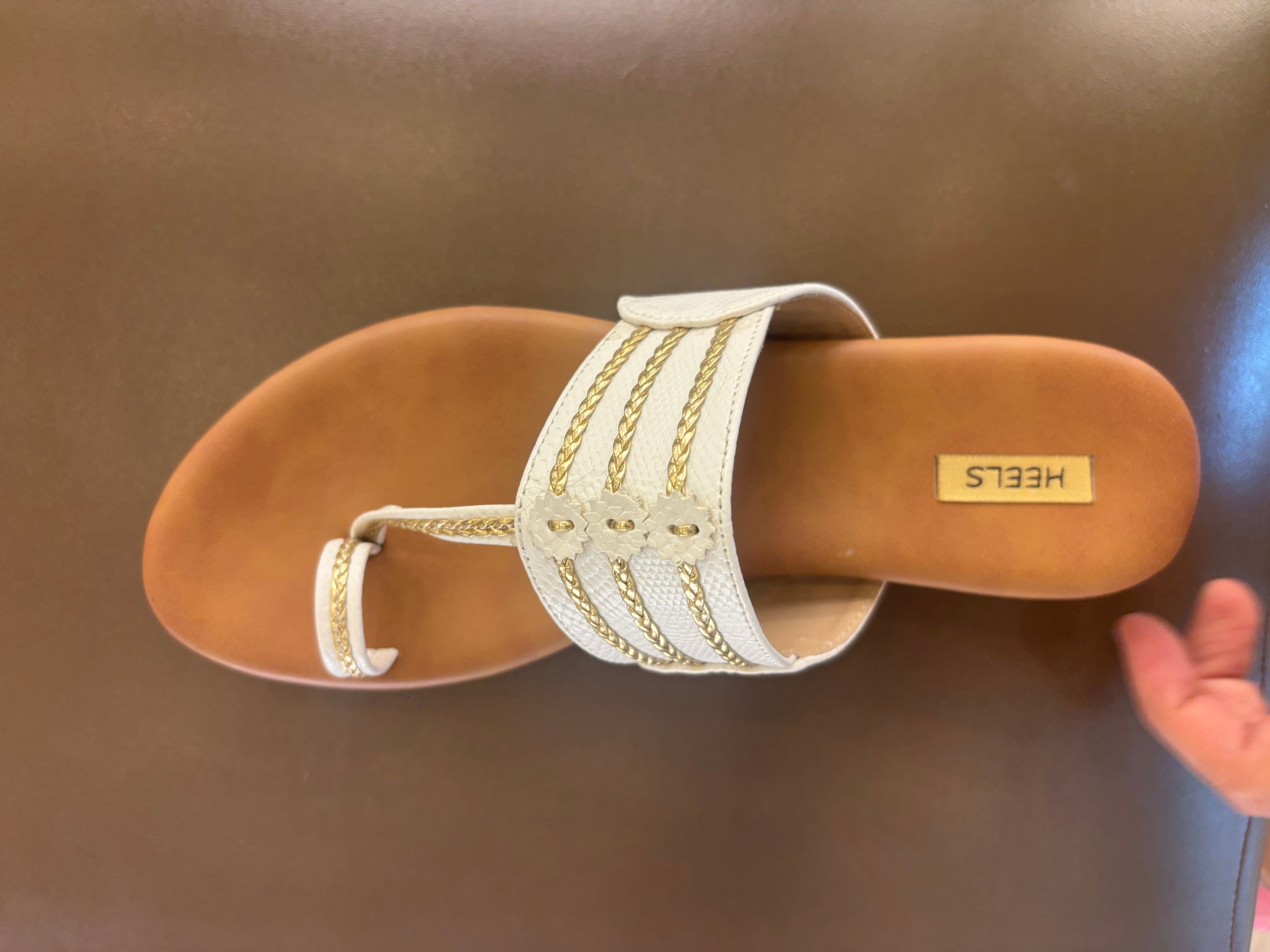 Samantha Cushioned Kohlapuris - The Heels India