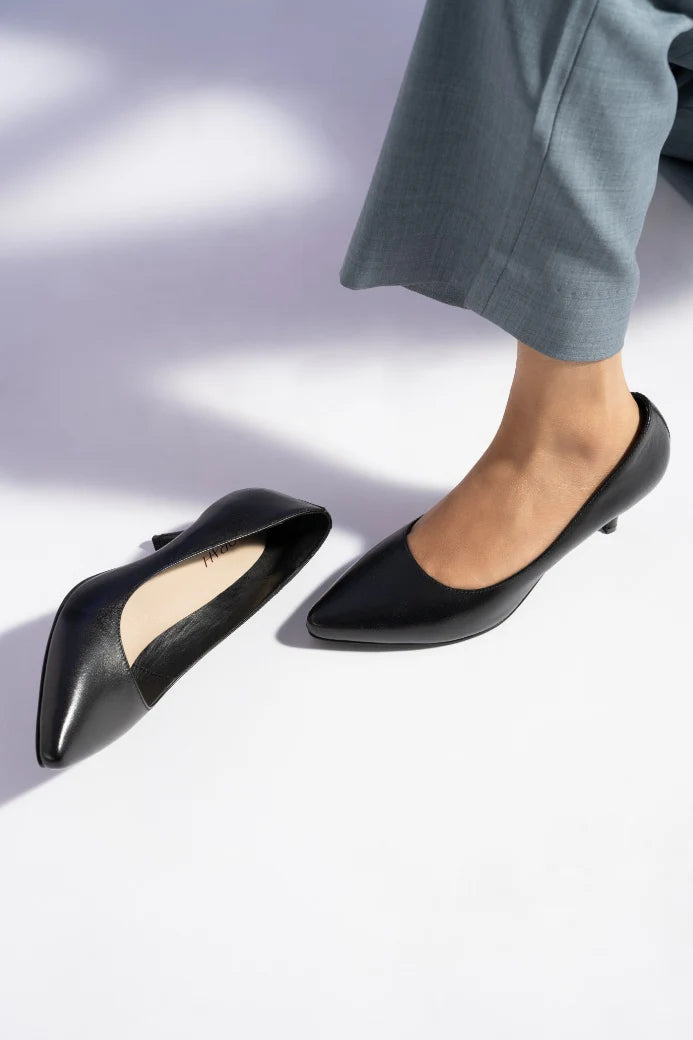 POSH Premium Leather Kitten Heels