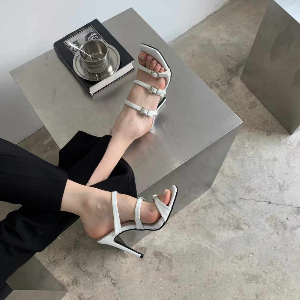 Buy JACAB Heels Sandals For Women And Girls |Solid Heel Sandal |Stylish and  Latest Block Heel Sandal (Grey) Online at Best Prices in India - JioMart.